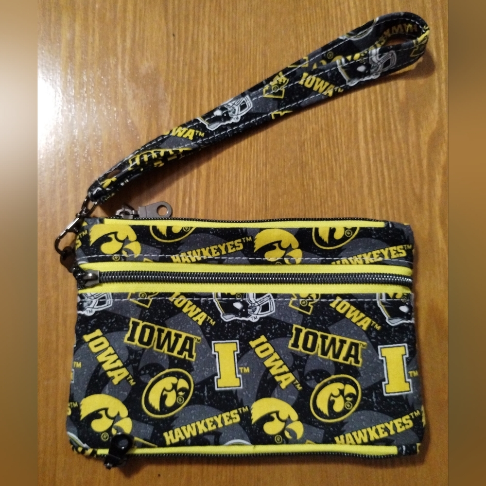 (New) Iowa Hawkeyes Football Themed Small Wristlet Handbag with 3 Zipper Pockets